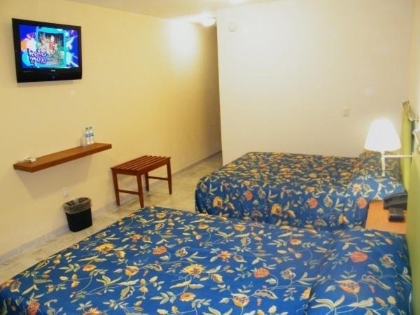 Parque Inn Hotel & Suites 코아트사코알코스 외부 사진
